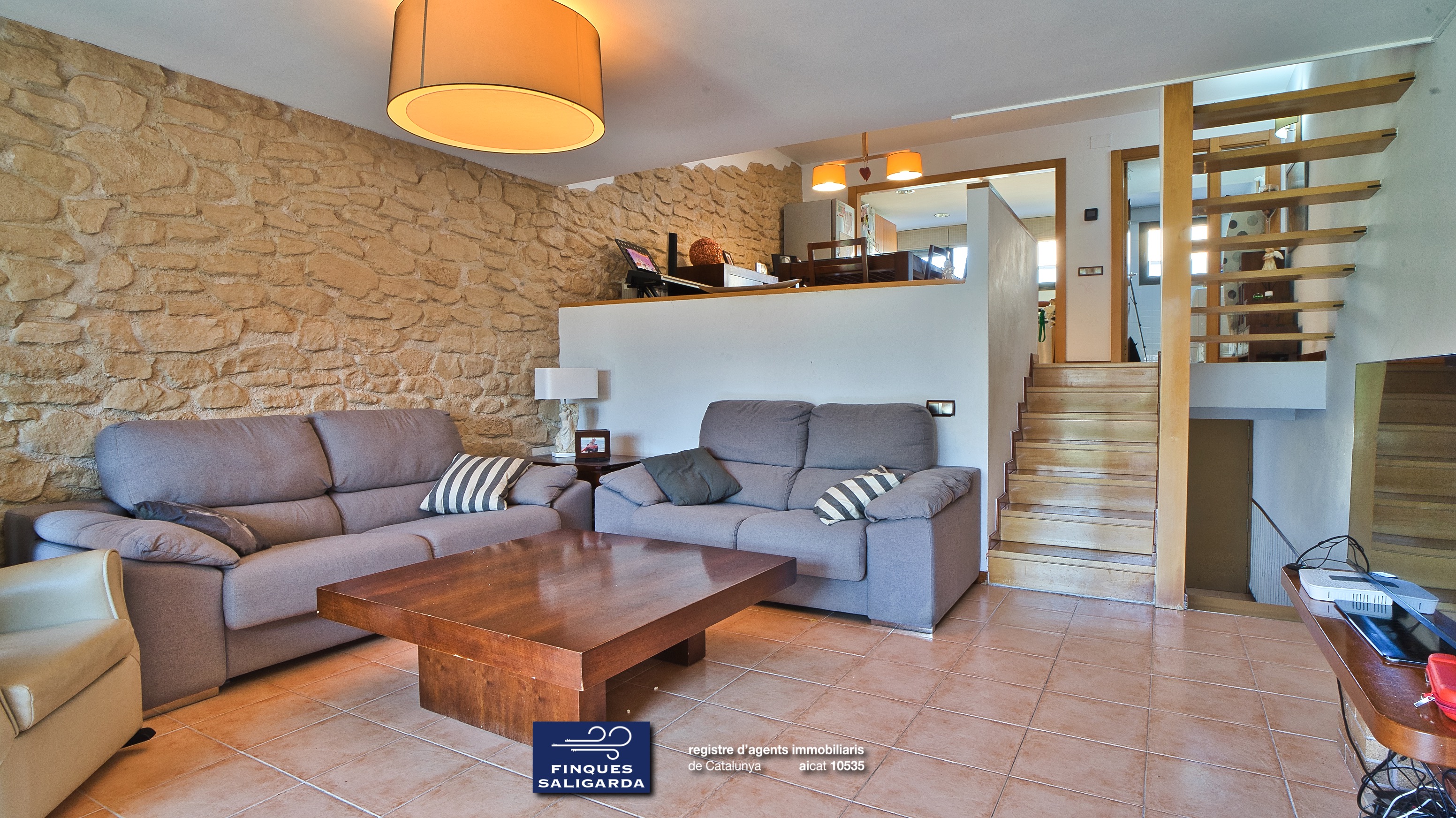 Casa adossada a la venda, Can Camp, l' Ametlla del Vallès