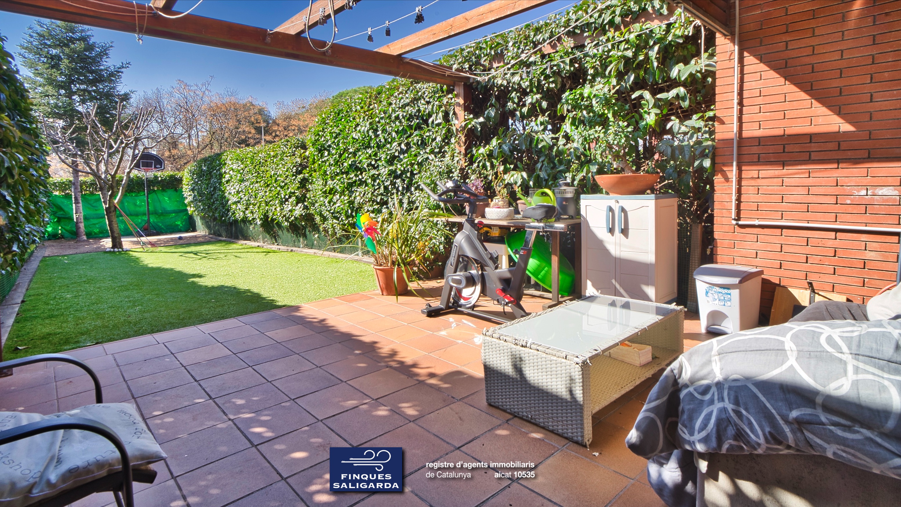 Casa adossada a la venda, Can Camp, l' Ametlla del Vallès
